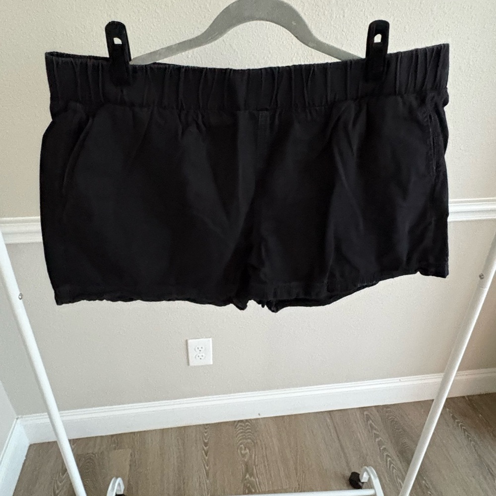 Torrid Size 2 (18/20) Black Women's Pull On Shorts